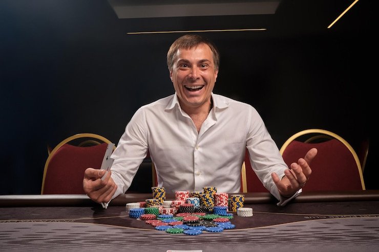 Fortune Mouse game interface on spotbet vip showing spin animation and payout display
